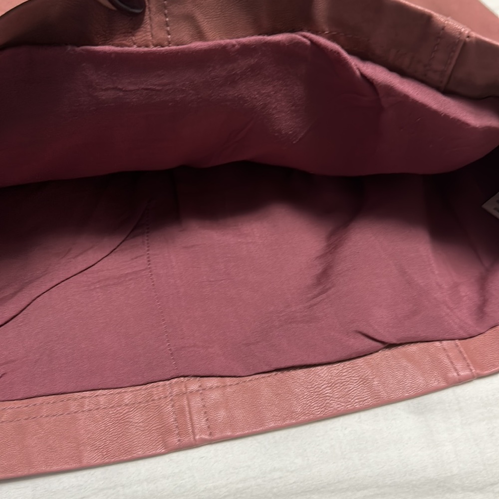 Free People Modern Femme vegan suede mini skirt in rose - Picture 9 of 10